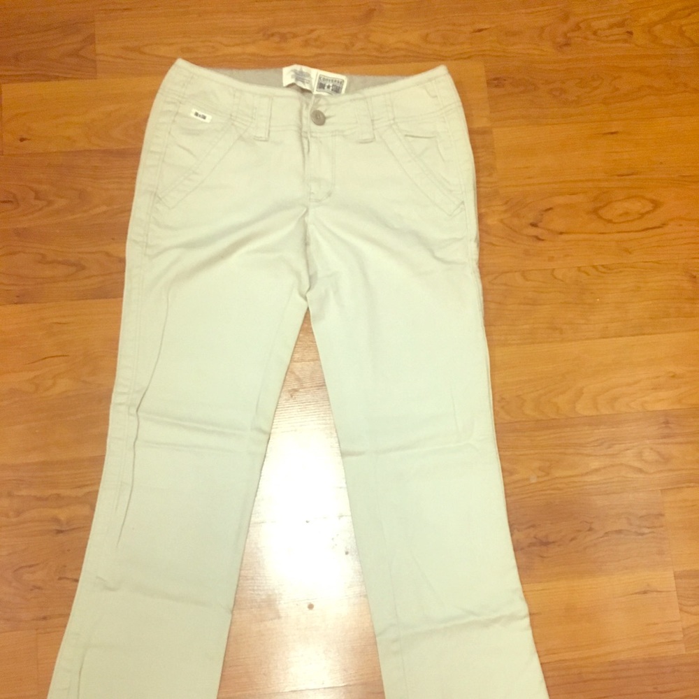 Light khaki Converse casual pants size 4